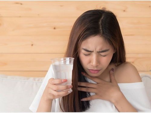 What causes frequent hiccups in women?