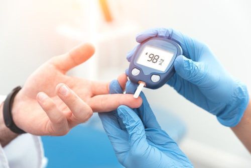 12 lifestyle tips to avoid diabetes complications