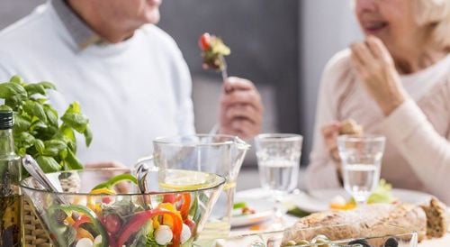 A scientific diet for people with bradycardia needs to be established.