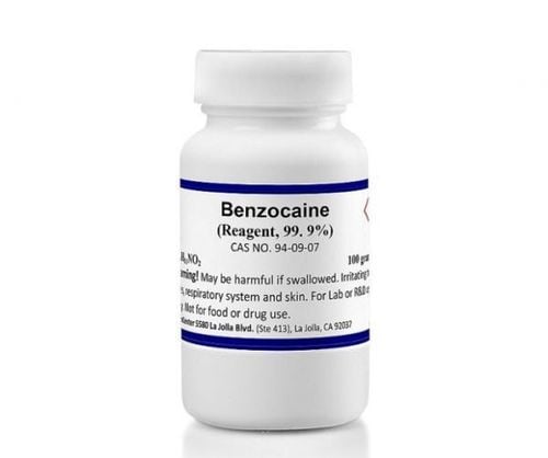 What does Benzocaine do?