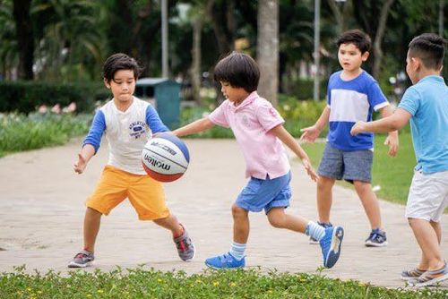 Helping children be active during the epidemic season