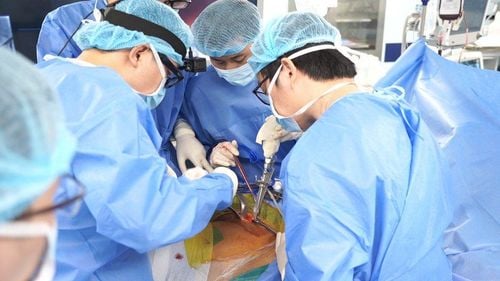 Nội soi trong xương lấy u - Kỹ thuật mới lần đầu được triển khai tại Vinmec Times City