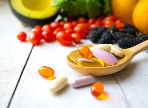 Multivitamin là gì và có tác dụng gì với sức khỏe?