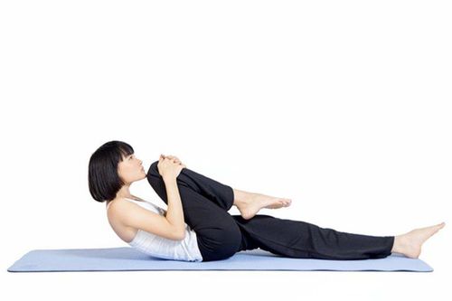 Yoga for Rheumatoid Arthritis: The Best Postures and Pain Relief Tips