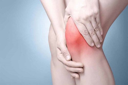 Symptoms of knee bone cancer