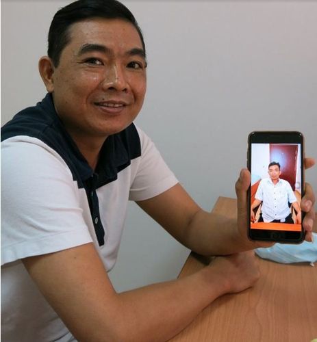 
Nearly 3 weeks after the transplant, Mr. Viet was discharged from the hospital in the joy of the whole family
