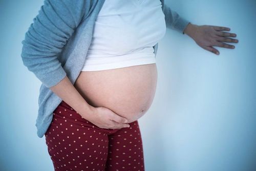 Đau tức bụng dưới khi mang thai tháng thứ 8 có nguy hiểm?