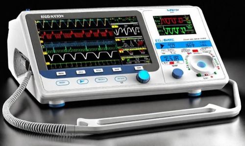 
Điện tâm đồ ECG đóng vai trò trung tâm trong việc chẩn đoán giữa tình trạng nhịp nhanh thất và rung tâm thất
