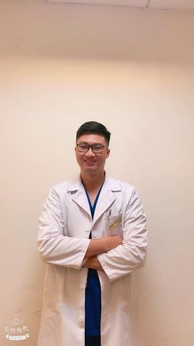 Bác sĩ Đoàn Văn Nam