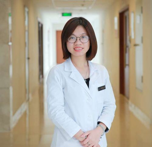 Pharmacist Nguyen Le Trang