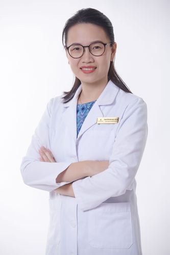 Bác sĩ   Phan Diễm Đoan Ngọc